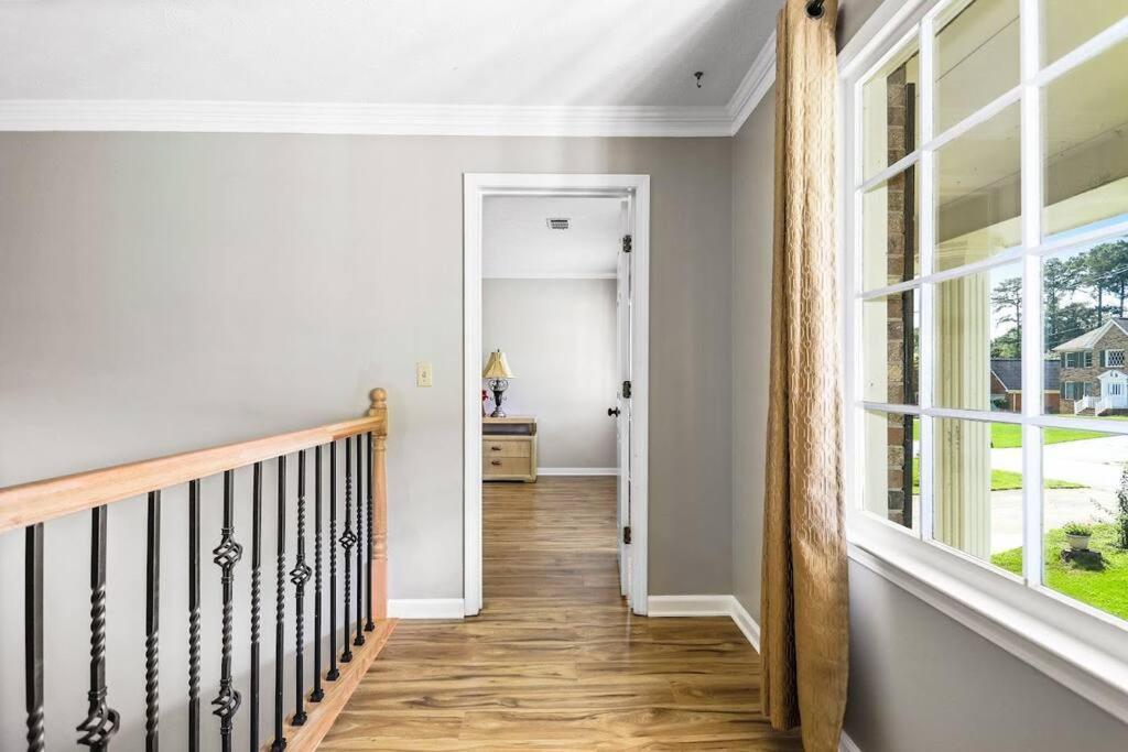Lovely 5Bed, 3-Fullbath ! 5Min To Free Way I-85 Lawrenceville Ngoại thất bức ảnh