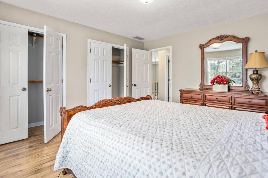 Lovely 5Bed, 3-Fullbath ! 5Min To Free Way I-85 Lawrenceville Ngoại thất bức ảnh