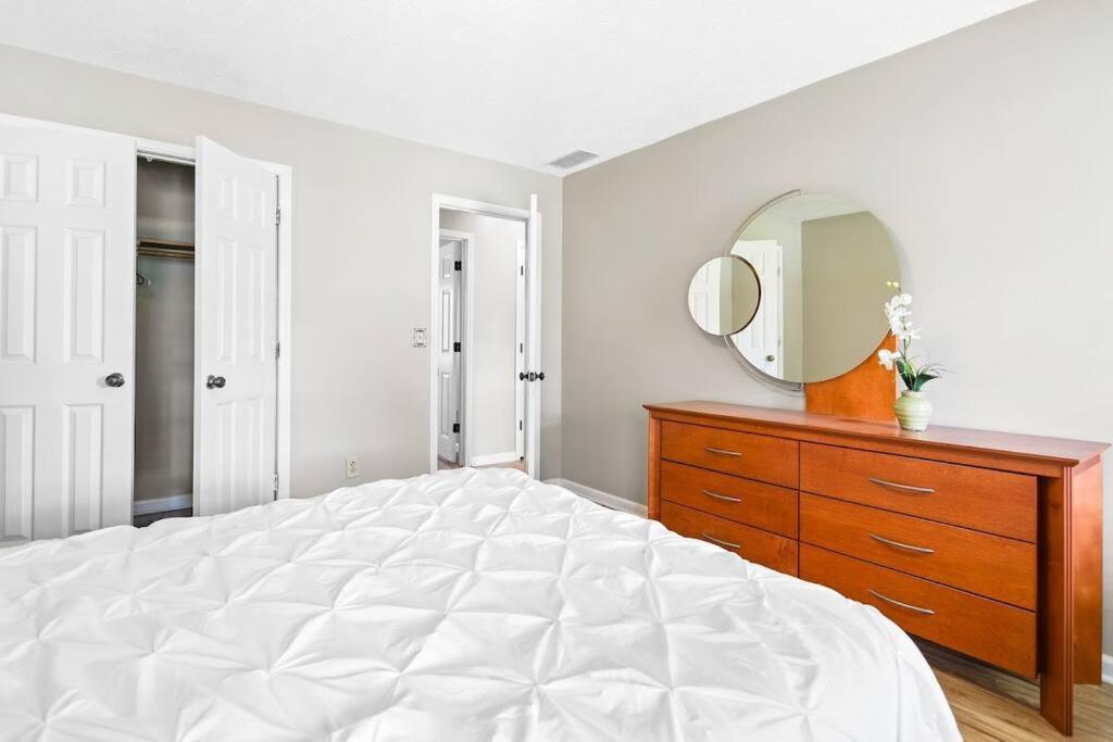 Lovely 5Bed, 3-Fullbath ! 5Min To Free Way I-85 Lawrenceville Ngoại thất bức ảnh